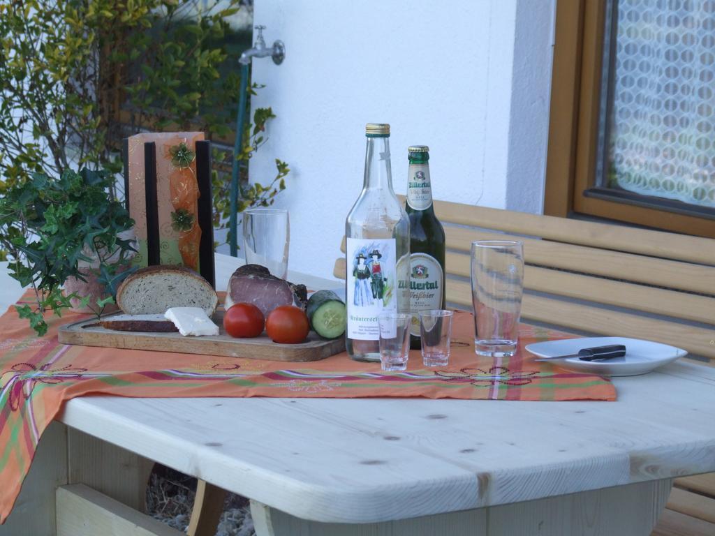 Ferienwohnung Lehenhof Ried im Zillertal Bilik gambar