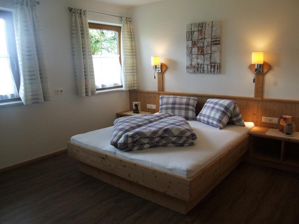 Ferienwohnung Lehenhof Ried im Zillertal Luaran gambar